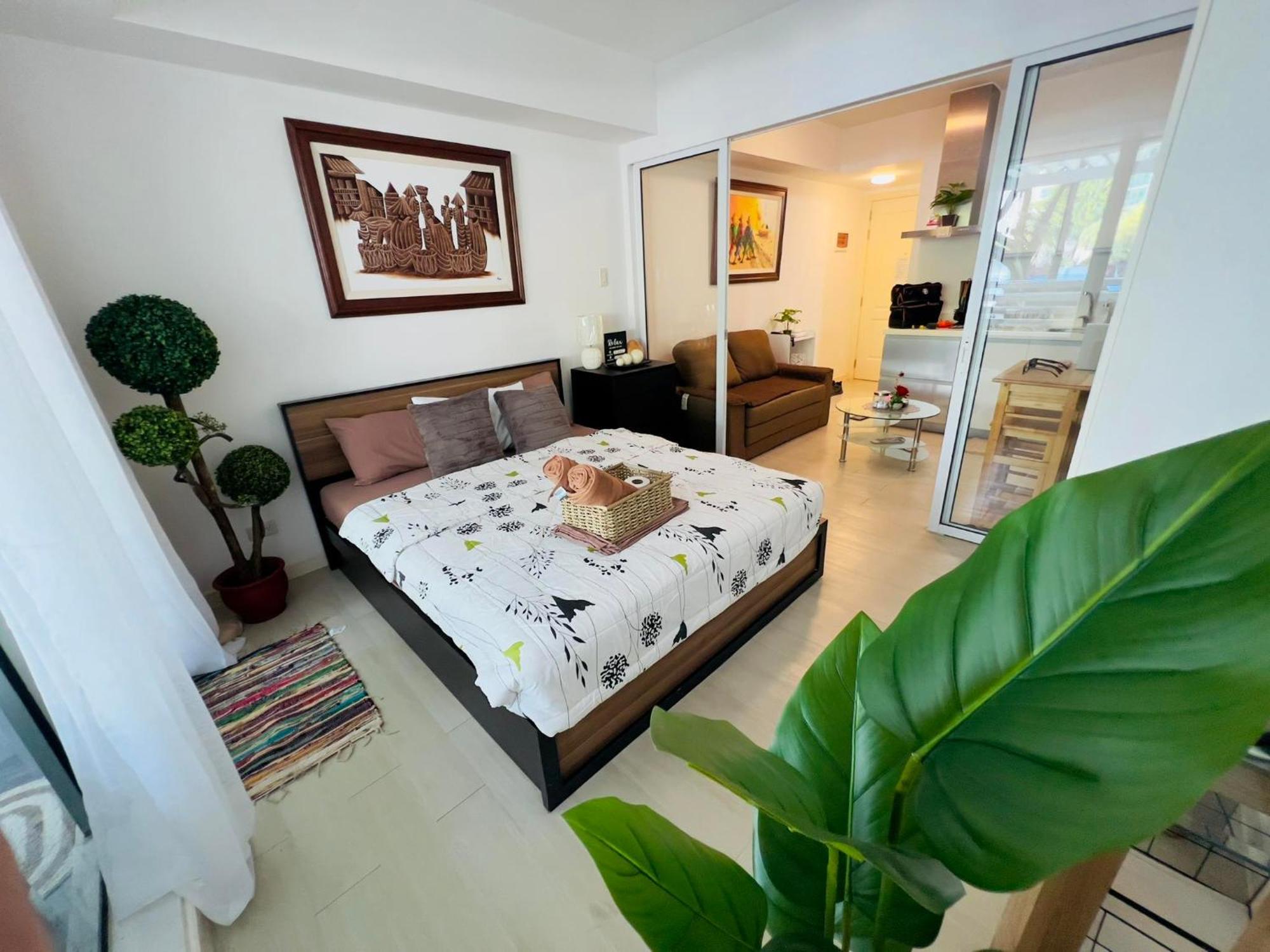 Beach Front Living In The Heart Of The City, Azure Residences Manila Ngoại thất bức ảnh